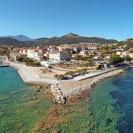 Romantic Getaway In L'ile-rousse Hébergement de vacances